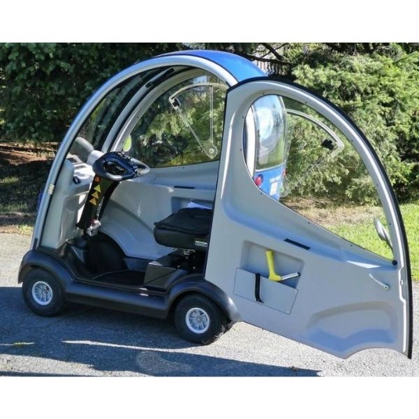 Shoprider Flagship 4-Wheel Cabin Scooter - 889-XLSN - Backyard Provider